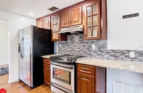 Jasmine Lakes House | Charming 2-bedroom specious updated pool house in Port Richey, feel home