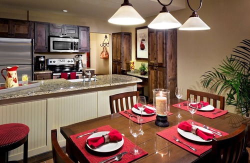 West San Antonio Villa | Charming 2-bedroom villa with WiFi, fitness room in San Antonio