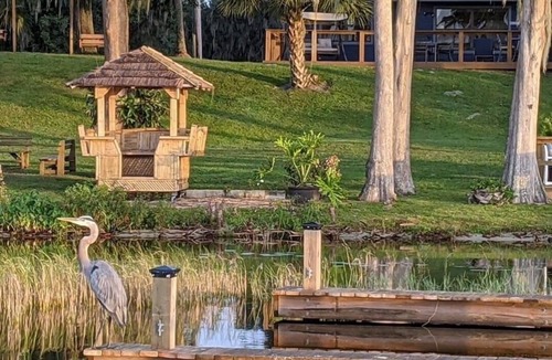 Lake Wales Cabin | Charming 2BR/1BA Cabin at Lakeside Resort