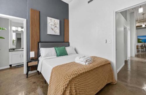 River Market Apartment | Charming 2BR Escape with Fast WiFi