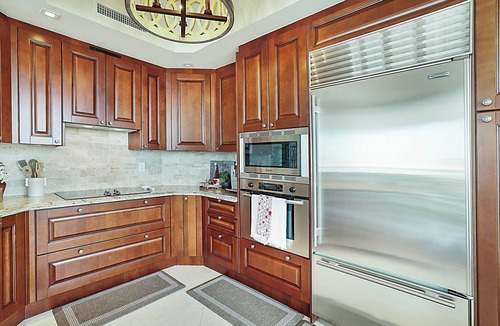 Singer Island Condo | Charming 3-bedroom condo