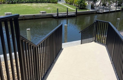 Englewood Condo | Charming 3-bedroom 2.5-bath condo on a canal with elevator and pool!