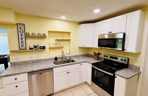 Inverness House | Charming 3-bedroom house in marvelous Inverness with Game Room