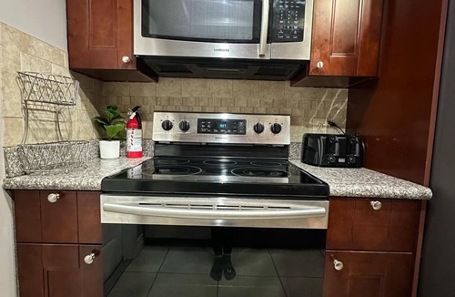 Bayonet Point House | Charming 3-bedroom house in pleasant Port Richey with AC, WiFi