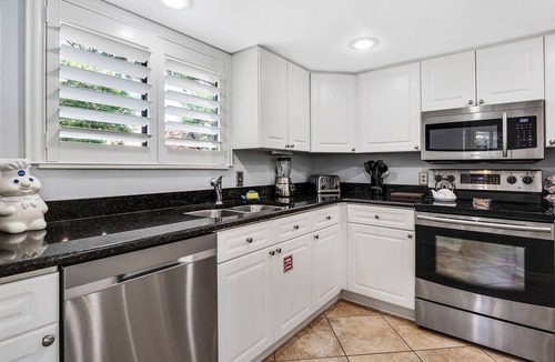 Miramar Beach Condo | Charming Beach Cottage with GOLF CART! Golf Course View, Screened Porch, Pool