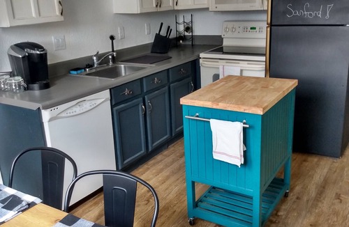 Sanford House | Charming bungalow in Sanford's historical district