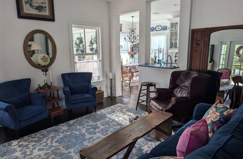 Fernandina Beach Cottage | Charming cottage in Old Town Fernandina Bch on Amelia Is. Adult couple/no pets.