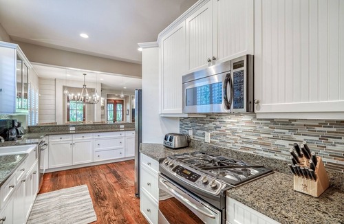 Cottage District House | Charming Cottage in WaterColor, Beach Club Access, Bikes. Open Layout, Steps to Seaside. Book Now!