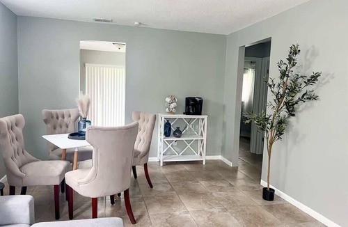 Dade City House | Charming Dade City Home | Ideal for Families & Pets