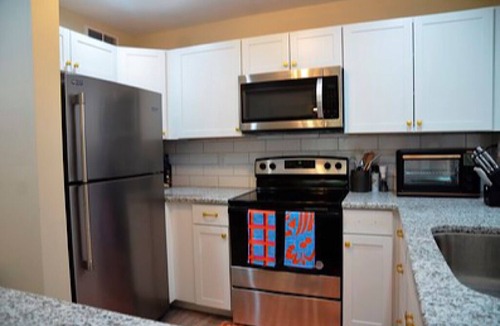 Fort King District House | Charming Getaway near the Square!