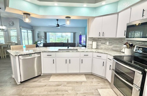 Broadmoor House | Charming house in golf lovers' dream Rotonda West with heated saltwater pool