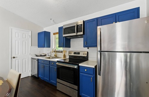 Loxahatchee Cottage | Charming Large 1-bedroom cottage with AC, WiFi in serene Loxahatchee