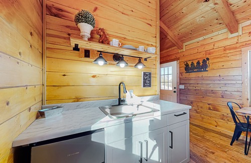 Park County Cabin | Charming log cabin with mountain views on 1,800-acre working ranch