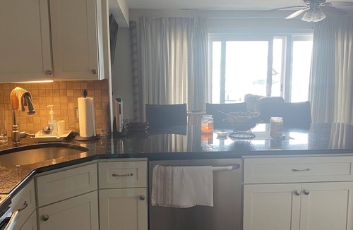 Old Town Condo | Charming Marina 2-bedroom condo in delightful Somers Point with AC, WiFi