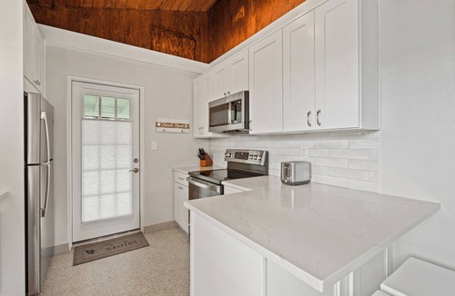 East Naples Villa | Charming Naples Retreat – Your Perfect Getaway!