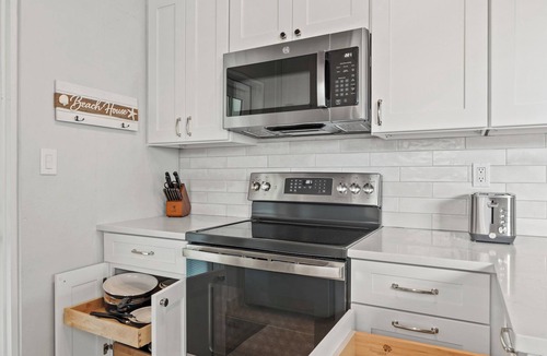 East Naples Villa | Charming Naples Retreat – Your Perfect Getaway!