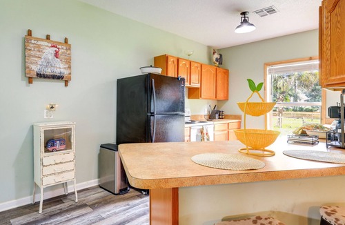 Palm City Cabin | Charming Ranch -Bunk North Getaway