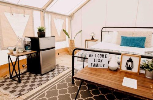Osprey Other | Charming Secluded Tented Cabin in Sarasota, Florida