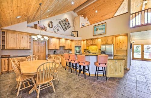 Buena Vista House | Charming, Spacious & Pet-Friendly Buena Vista Home