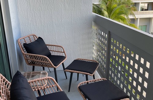 El Portal Apartment | Chic 1-bedroom apartment with WiFi, AC in vibrant Miami