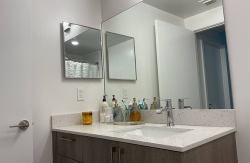 El Portal Apartment | Chic 1-bedroom apartment with WiFi, AC in vibrant Miami