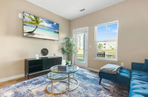 Melbourne Condo | Chic 2 BD/2 BA Condo: Serene Escape in Melbourne