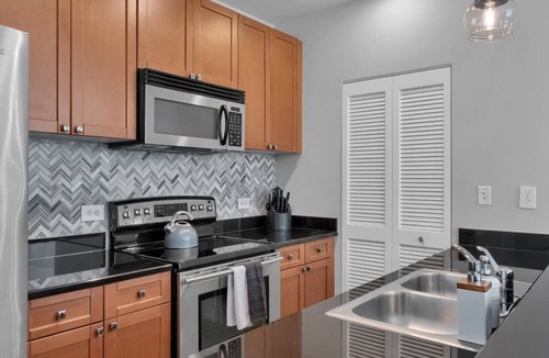 South Eola Apartment | Chic 2BR condo in the heart of Orlando Downtown