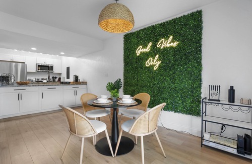 Grenelefe Condo | Chic Boho Getaway, Peaceful Central Florida Condo