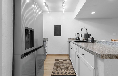 Grenelefe Condo | Chic Boho Getaway, Peaceful Central Florida Condo