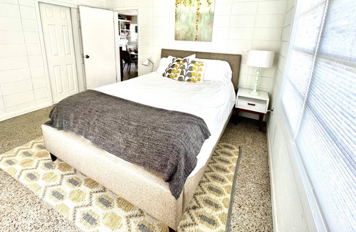 West Panama City Beach Cottage | Chic, mid-century1 blk to beach, golf cart