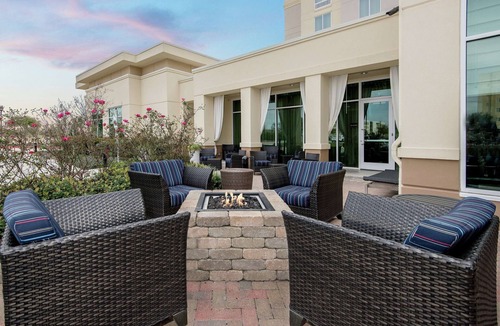 Far North Central Hotel | Chic Room Perfect for Couples Exploring San Antonio Attractions | Outdoor Pool