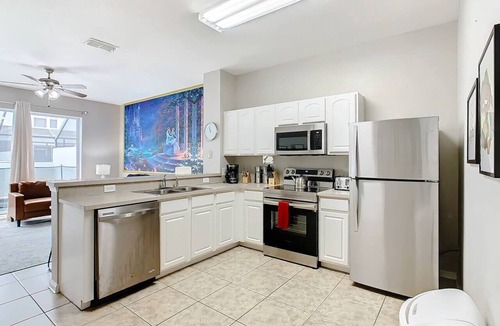 Windsor Hills House | Cinderella's Castle - Disney Themed Townhome