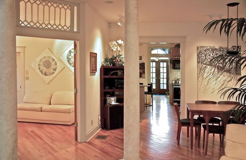 Lower Arapahoe House | CLASSIC BOULDER VICTORIAN artist's home, ideal location a short walk to downtown