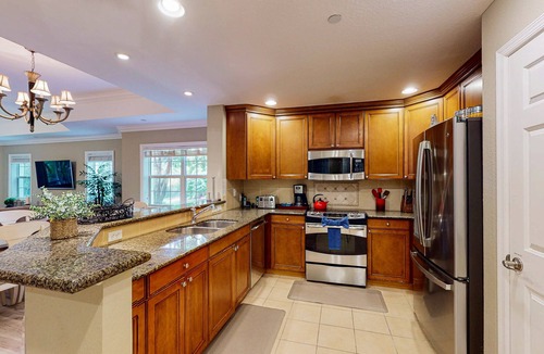 Reunion Condo | Classical Condo with Private Ground Floor Patio at Reunion