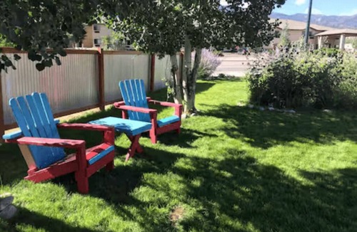 Salida Hotel | Clean, central, Retro Inspired Salida Motel 1