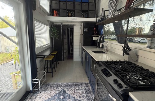 Clermont Villa | Clermont Tiny Home: Main Floor Queen, Lofts & No Pet Fees