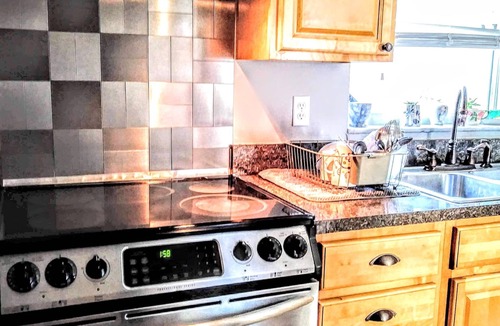 Interchange Square House | Close to Beach Hiking Boating and Biking