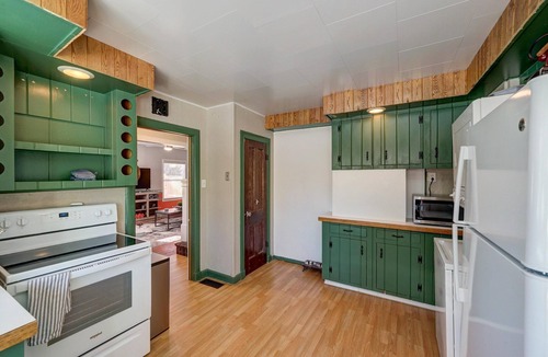 Leadville North House | Cloverleaf-PET FRIENDLY with Hot Tub and private yard.