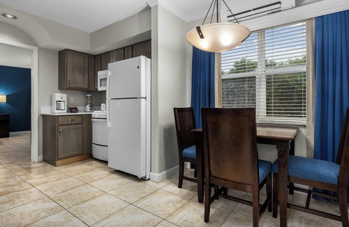 Pompano Beach Hotel | Club Wyndham Sea Gardens