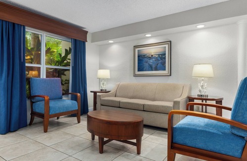 Pompano Beach Hotel | Club Wyndham Sea Gardens