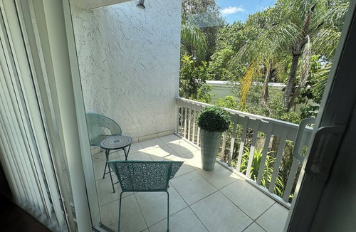 Royal Poinciana House | Coastal Bliss Townhouse 2 En-Suite BRs · Parking
