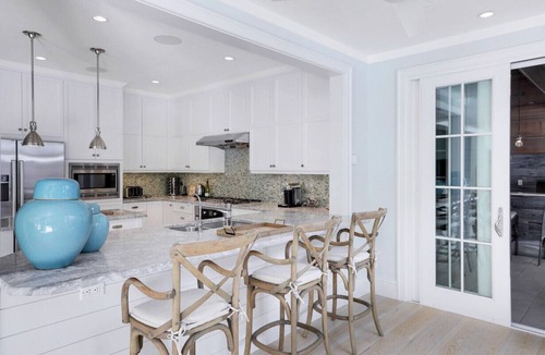 Old Naples House | Coastal Chalet in Olde Naples! Steps to the beach!