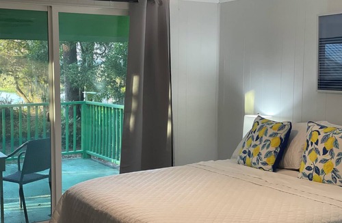Townsend House | Coastal Compound, two houses and an ADU totaling 6 BD-5 BA on the Sapelo River