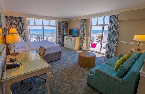 Daytona Beach Shores Hotel | Coastal King Balc | The Shores | Balcony bliss, beach yoga | 2 Units