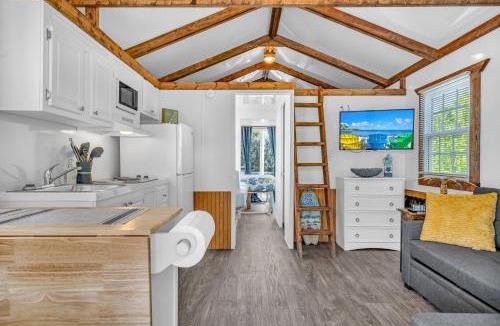 Marathon Hotel | Coconut Cay Marina & RV Park
