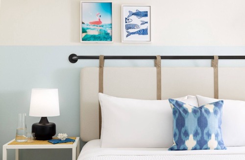 New Town Hotel | Colorful Key West Escape | Pools, Food Trucks, Karaoke Night & Free Shuttle