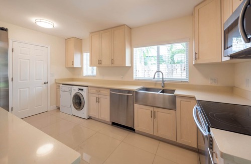 Lauderdale Beach House | Come live the Vacation dream!