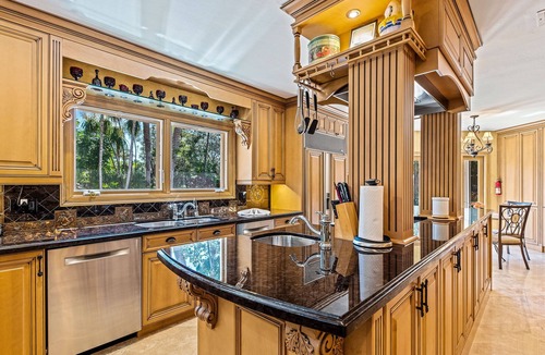Harbor Beach Villa | “Come On and Get Happy” in Fort Lauderdale