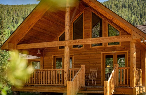 Garfield House | Come Stay and Play in the Rockies with 2 King and 6 Queen beds! Great ESCAPE!