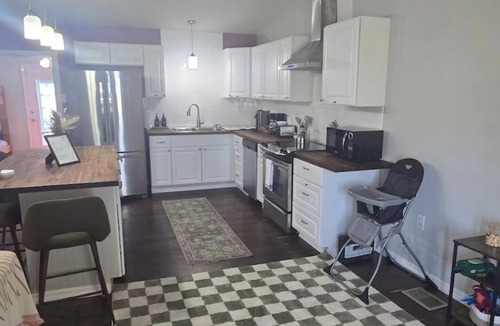 Spring Hill House | Comfort Cove, 3BR, 2BA, Fully Fenced, Spring Hill, FL
